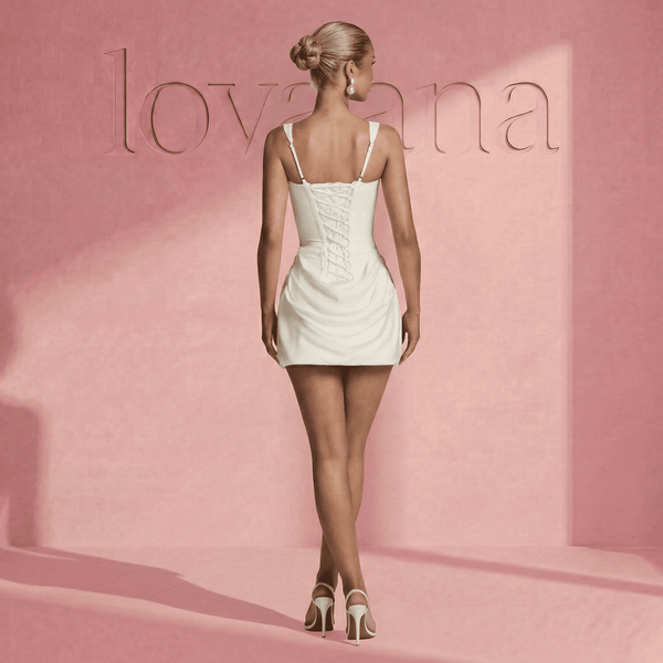 Sichere dir 50 % Rabatt auf das Lovaana Minikleid 💕