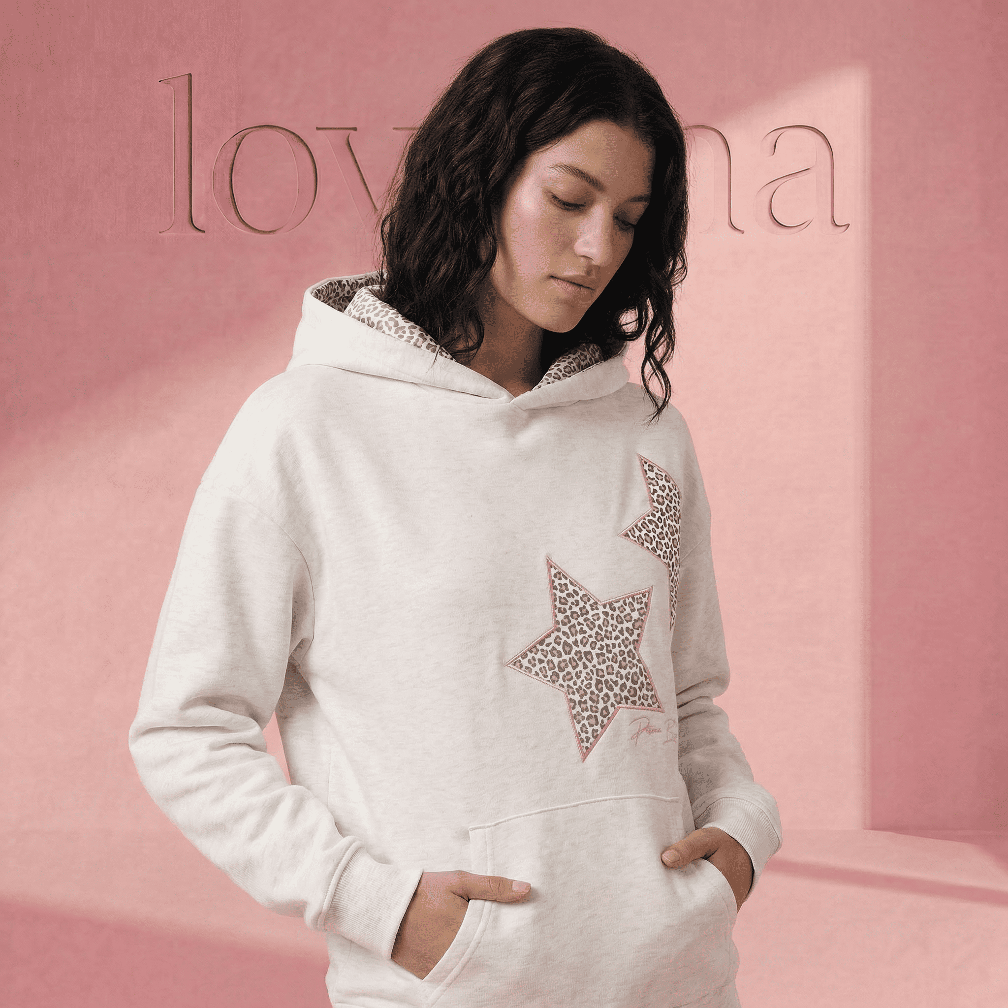 Profitez de 50 % de réduction sur le sweat à capuche Lovaana Star 💕