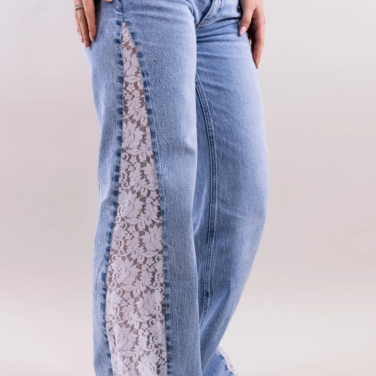Die viralen Lace BBL Jeans – nur heute 50 % reduziert 🍑